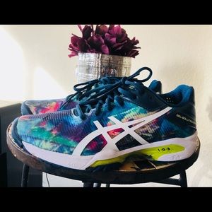 Brand new ASICS running shoe